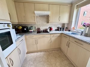 Kitchen- click for photo gallery